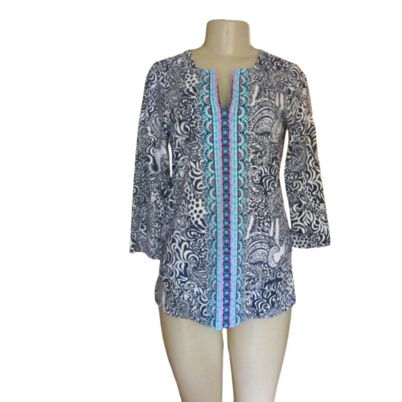 Lilly Pulitzer Wildlife Animal Print 3/4" Sleeve V-Neck Blouse Size S - Picture 1 of 5